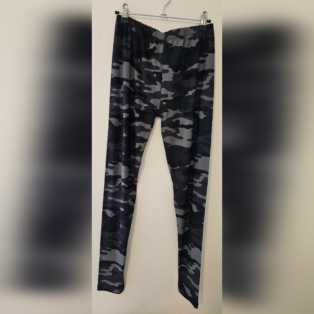 🎈$5 Suzette Collection Tween Leggings XXL(18)
